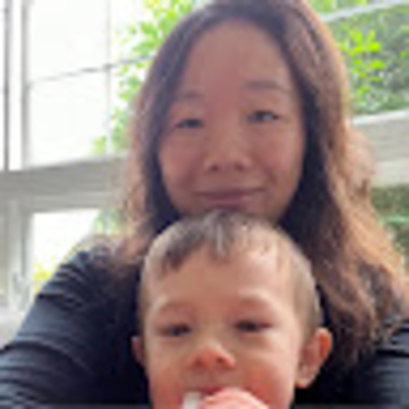 Meet your Posher, Caroline c. - Picture 1 of 1